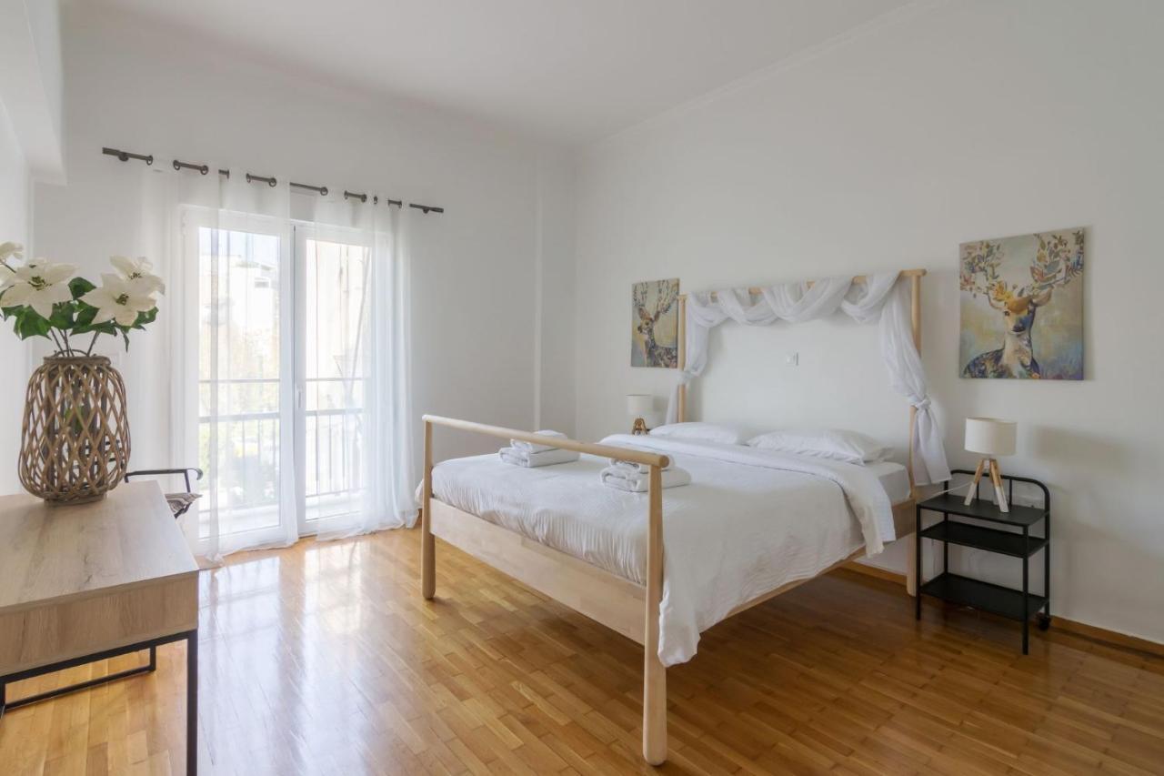 Classic Apartment For 4 People A เอเธนส์ ภายนอก รูปภาพ